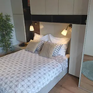 Siedmiogrodzka - Most Handy Location, Aircon & Garage Free Varsovia