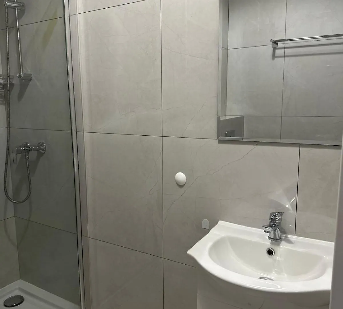 Stylowa Kawalerka Z Wifi Praga Minska 22 Blisko Pge Narodowego Warsaw